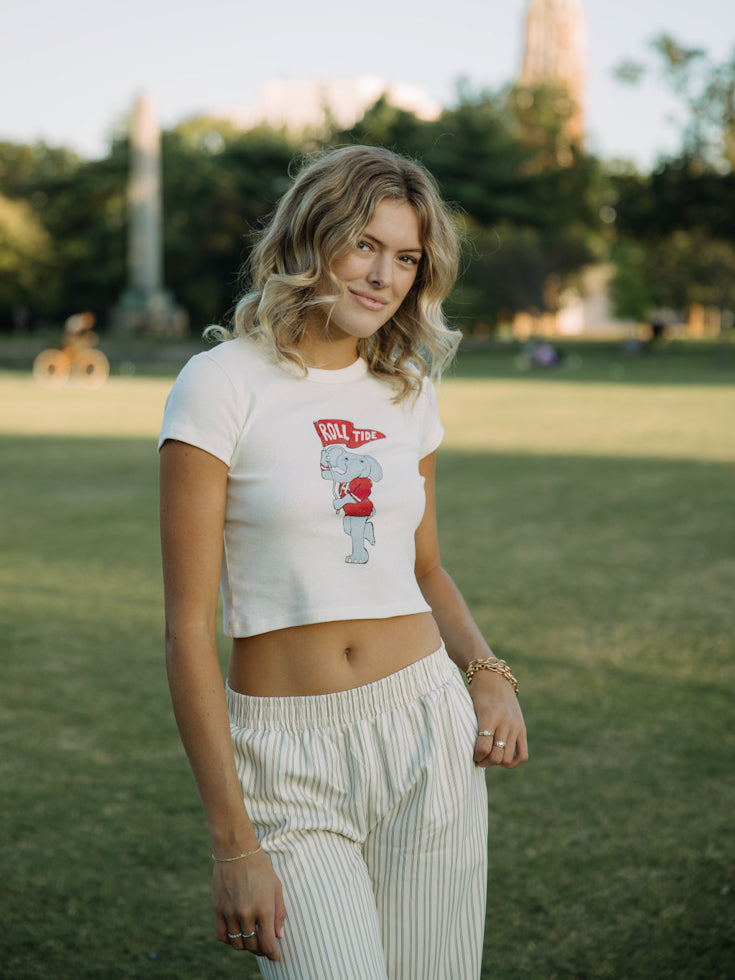 Bama Crimson Tide Mascot Flag Off White Micro Cropped Tee