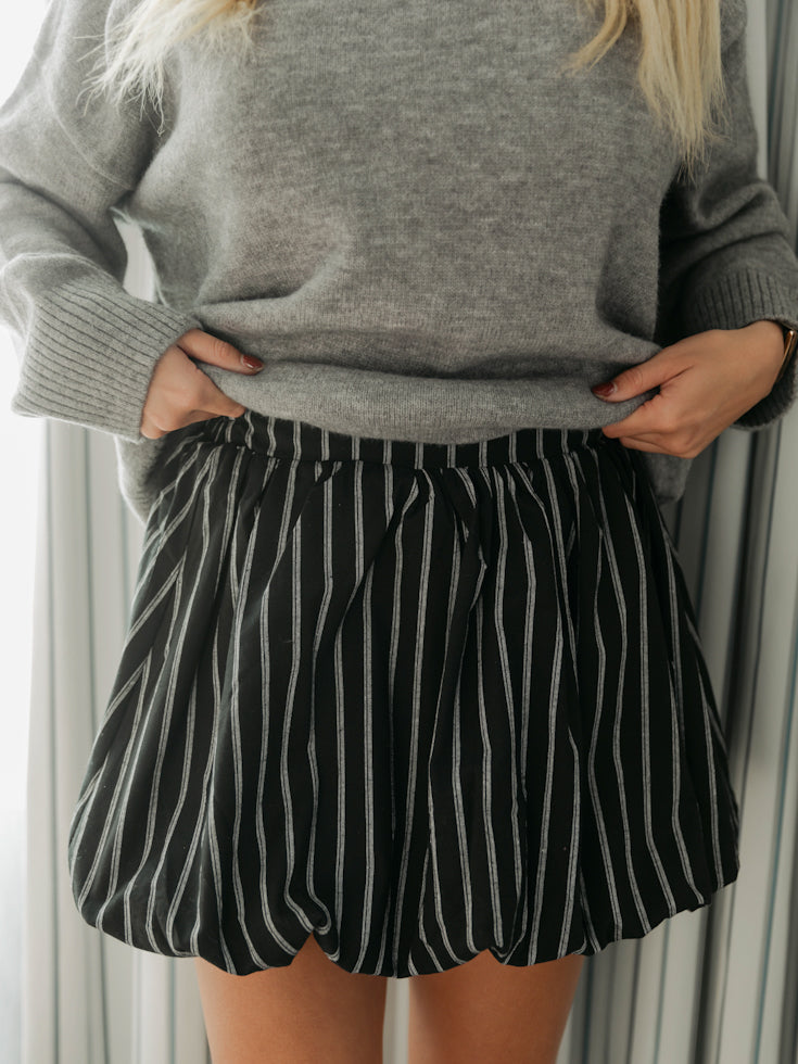 Black and White Stripe Bubble Hem Skirt